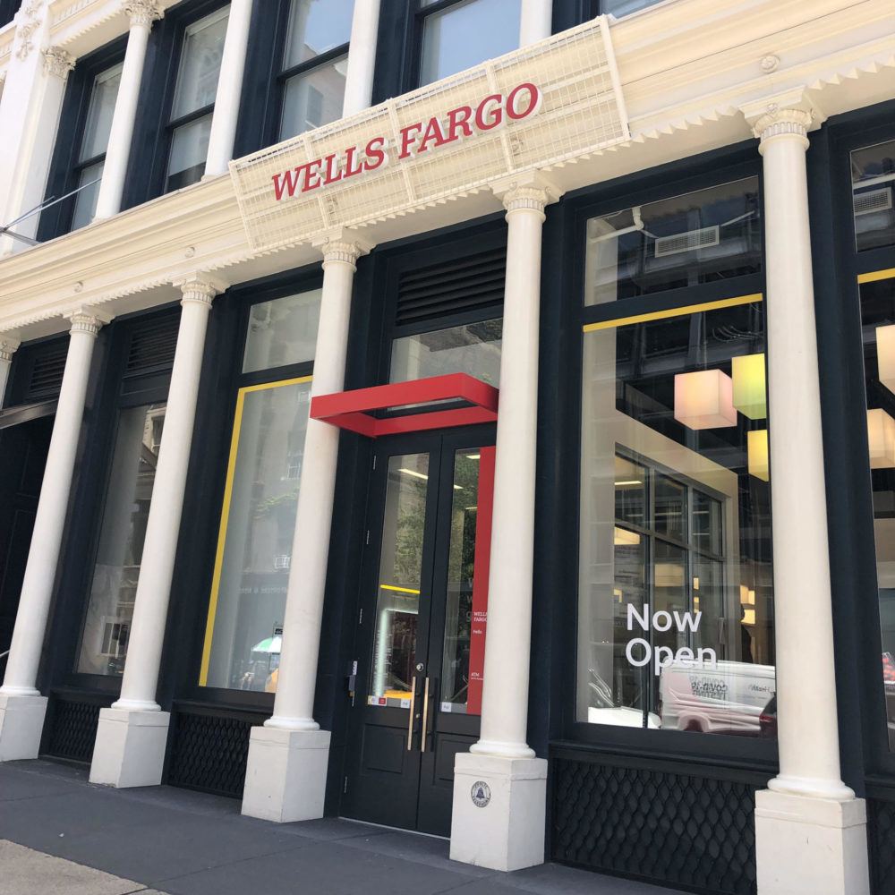 Wells Fargo 460 Broadway storefront