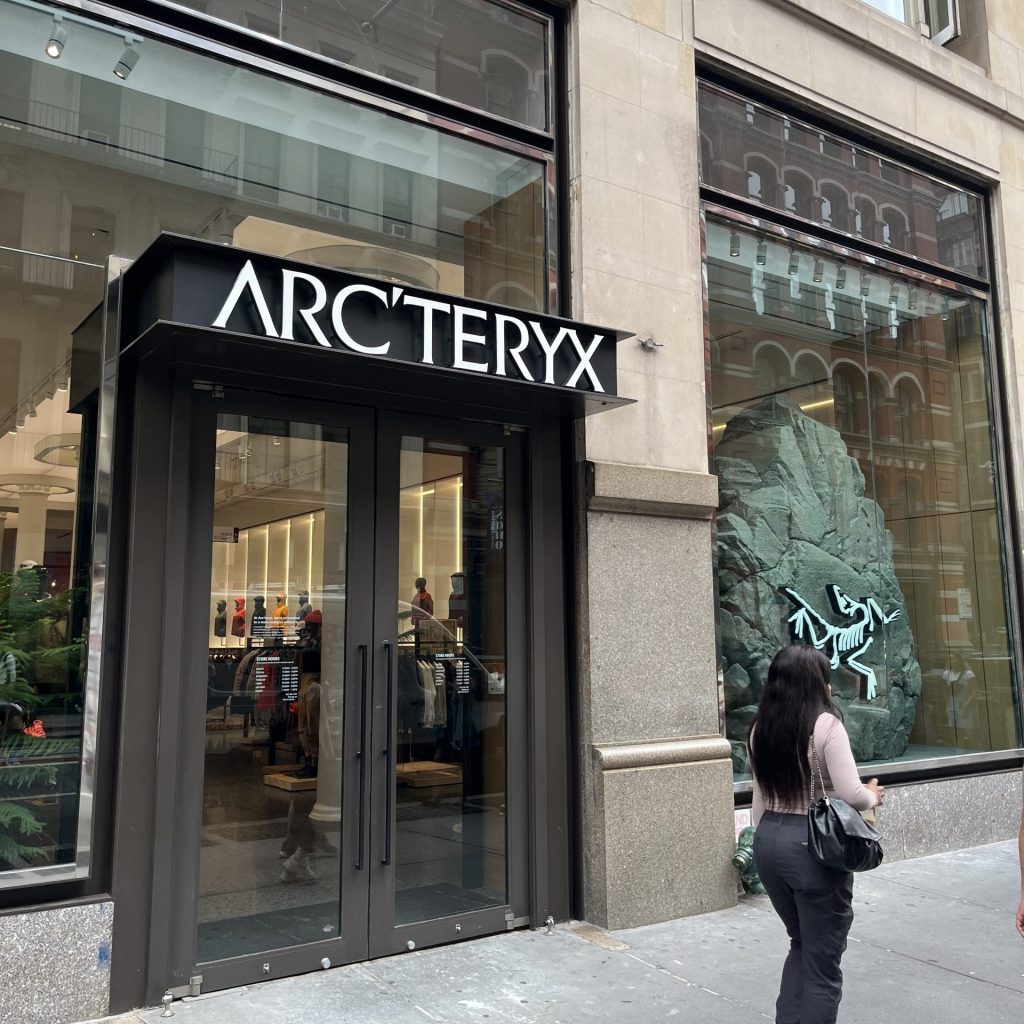 Arc'teryx storefront 580 Broadway