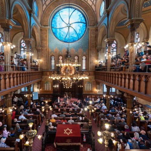 Winter Concert: Yale Strom & Hot Pstromi—Music, Memories, Celebration!