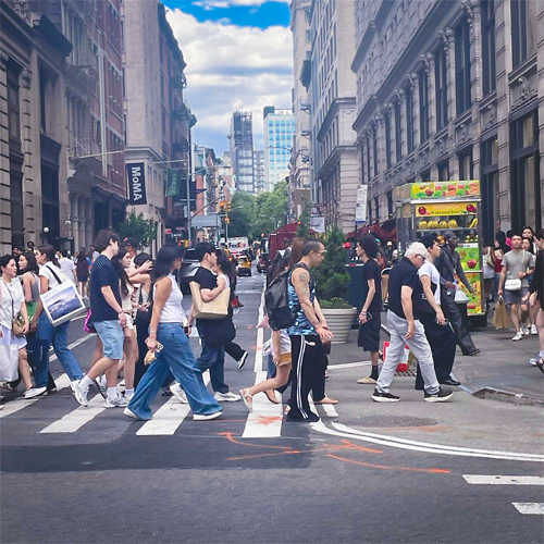 Summer Seeing Sizzling SoHo Broadway Sidewalks & Shopping